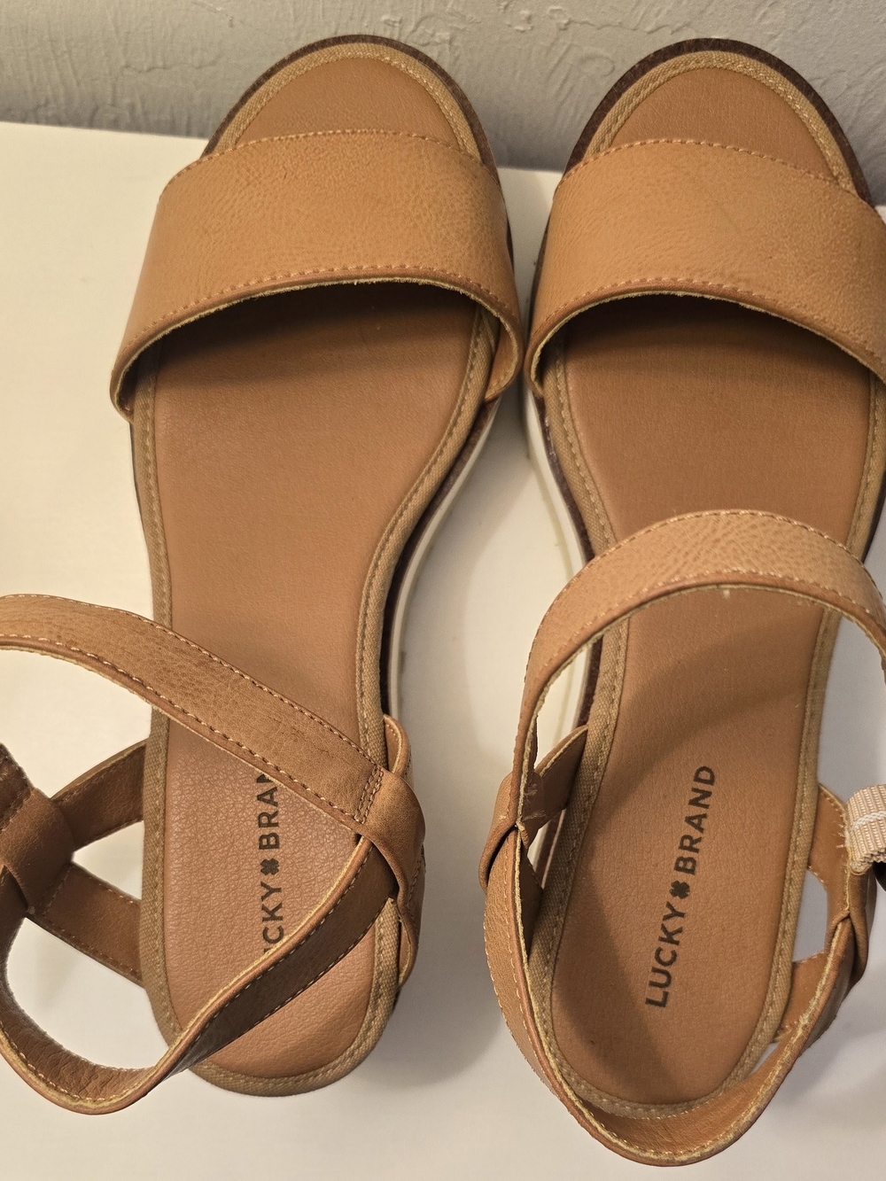 Lucky Brand Tan Open-Toe Leather Slingback Sandals
